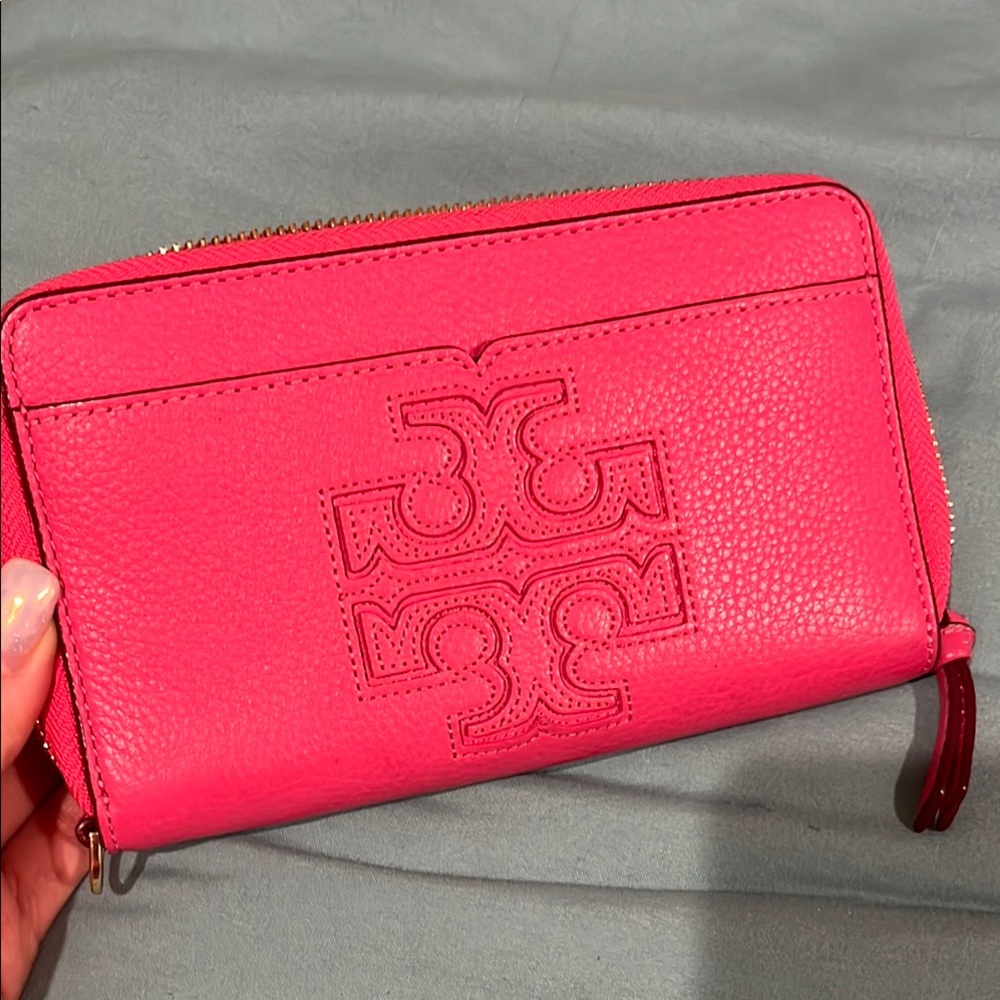 Tory Burch Pink Leather Wallet